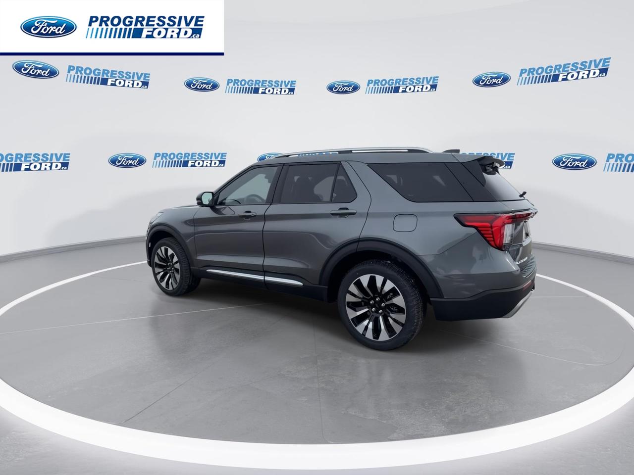 2026 Ford Explorer Platinum 4dr 4x4 Photo