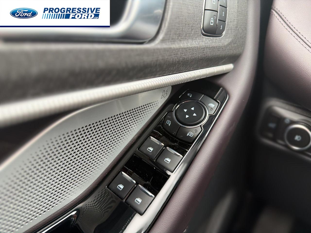 2026 Ford Explorer Platinum 4dr 4x4 Photo