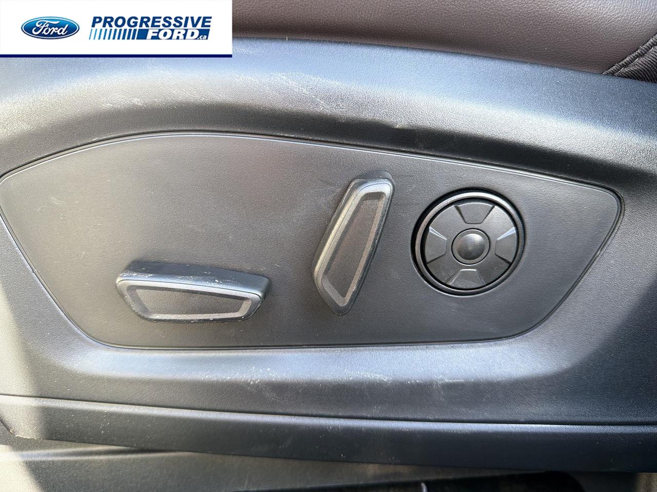 2026 Ford Explorer Platinum 4dr 4x4 Photo