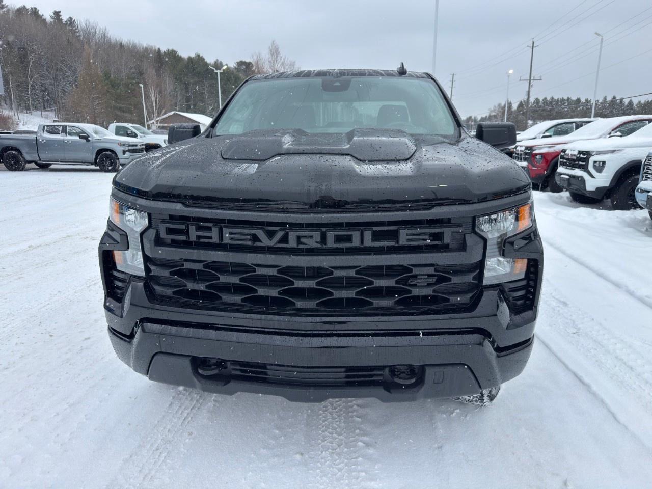 2026 Chevrolet Silverado 1500 Crew Cab Short Box 4-Wheel Drive Custom Trail Boss Photo