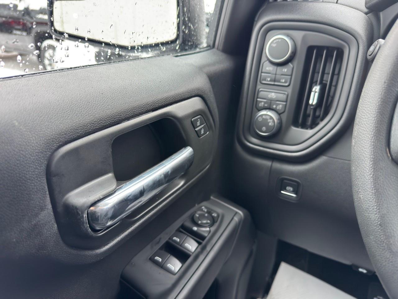 2026 Chevrolet Silverado 1500 Crew Cab Short Box 4-Wheel Drive Custom Trail Boss Photo