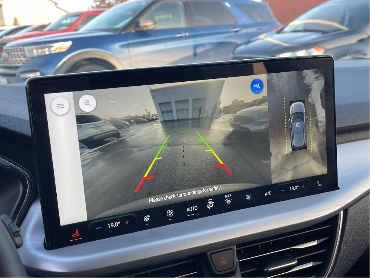 2023 Ford Escape HYBRID LEATHER PANO HEADSUP DISPLAY ACTIVE PARK Photo