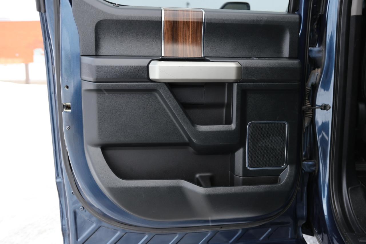 2016 Ford F-150 LARIAT-4WD/SUPERCREW/R STARTER/NAV/LEATHER/PANO RO Photo