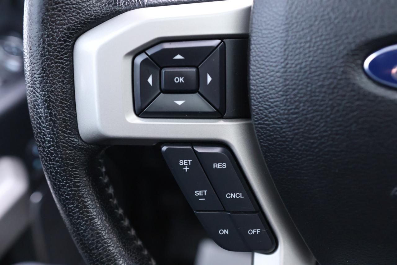 2016 Ford F-150 LARIAT-4WD/SUPERCREW/R STARTER/NAV/LEATHER/PANO RO Photo