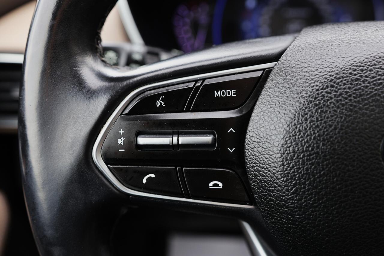 2019 Hyundai Santa Fe 2.0T LUXURY-HTRAC-AWD/ADAP CRUISE/LEATHER/PANOROOF Photo