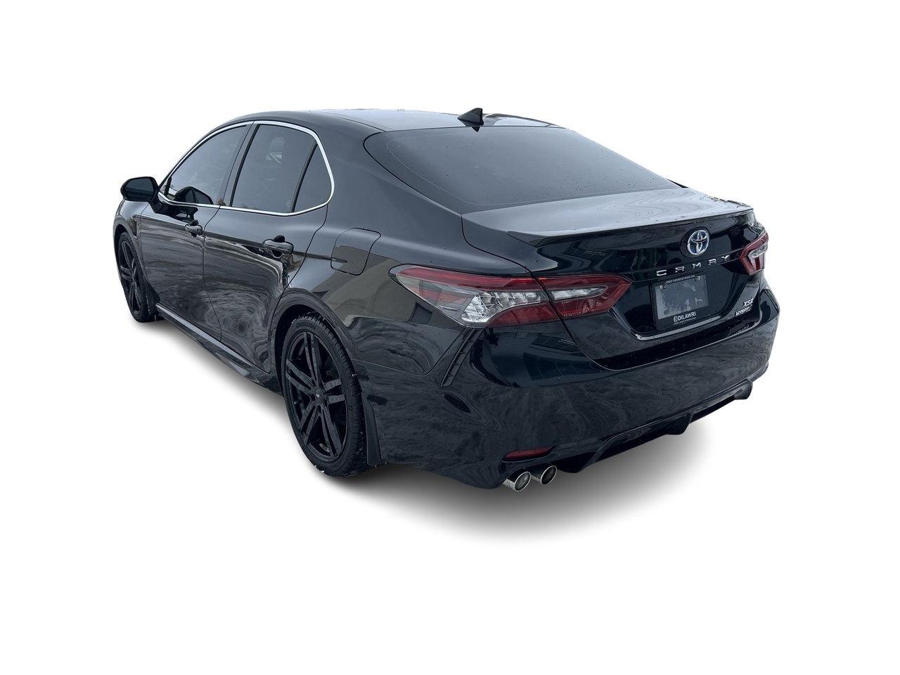 2023 Toyota Camry Hybrid XSE Low KM Winter Tire Package Sunroof Adap Photo