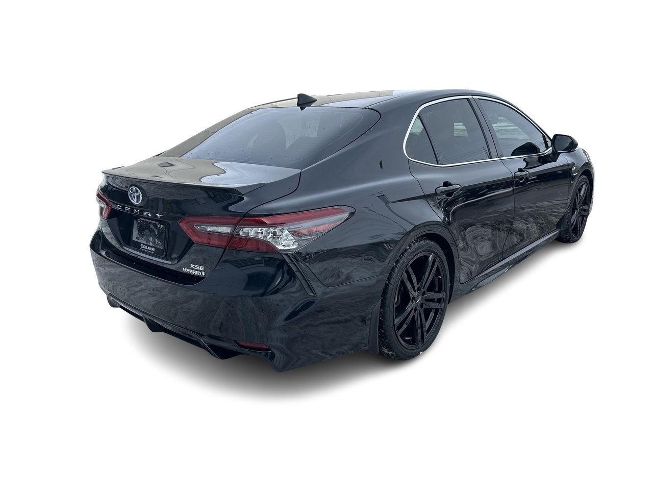 2023 Toyota Camry Hybrid XSE Low KM Winter Tire Package Sunroof Adap Photo