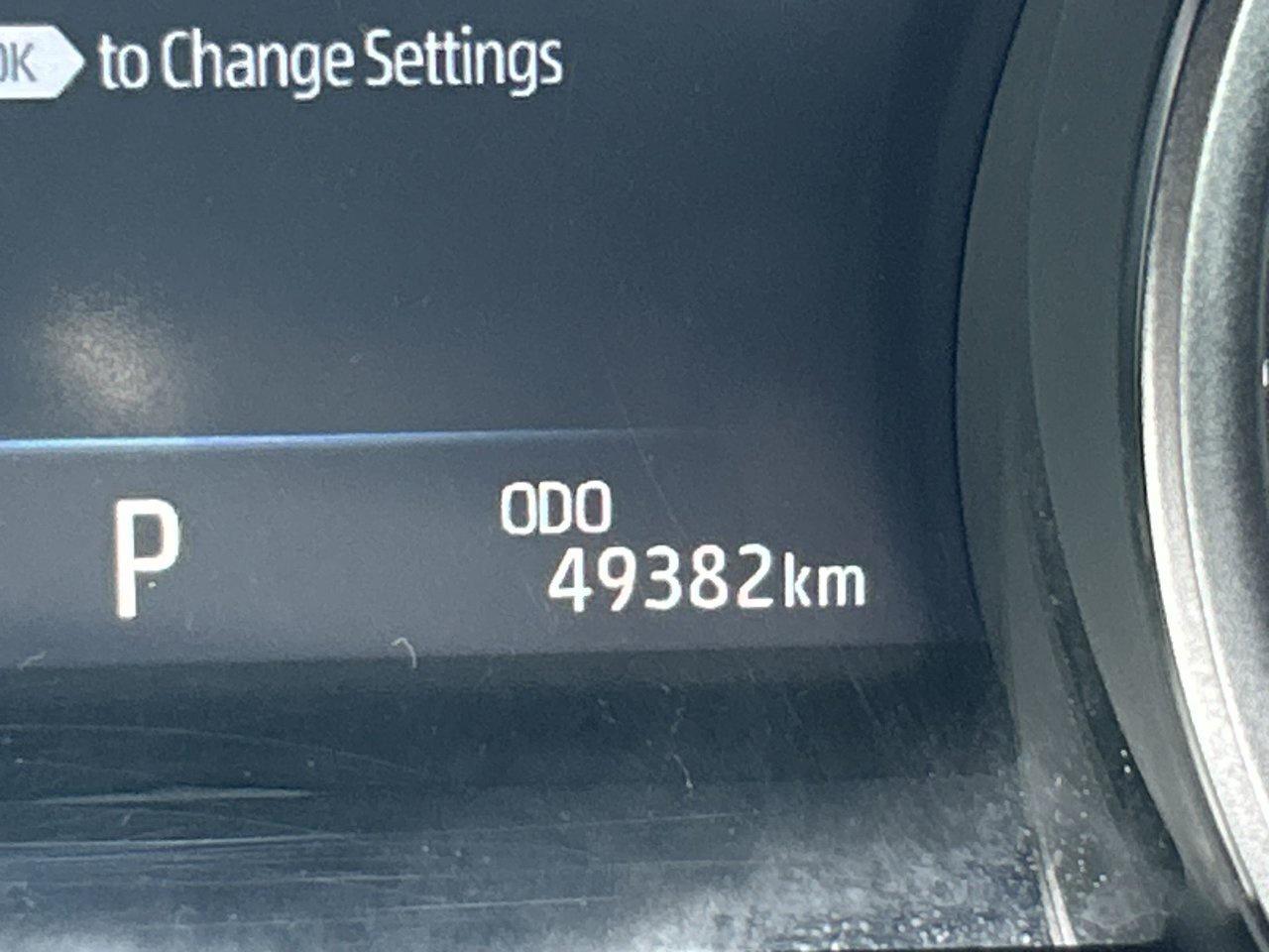 2023 Toyota Camry Hybrid XSE Low KM Winter Tire Package Sunroof Adap Photo