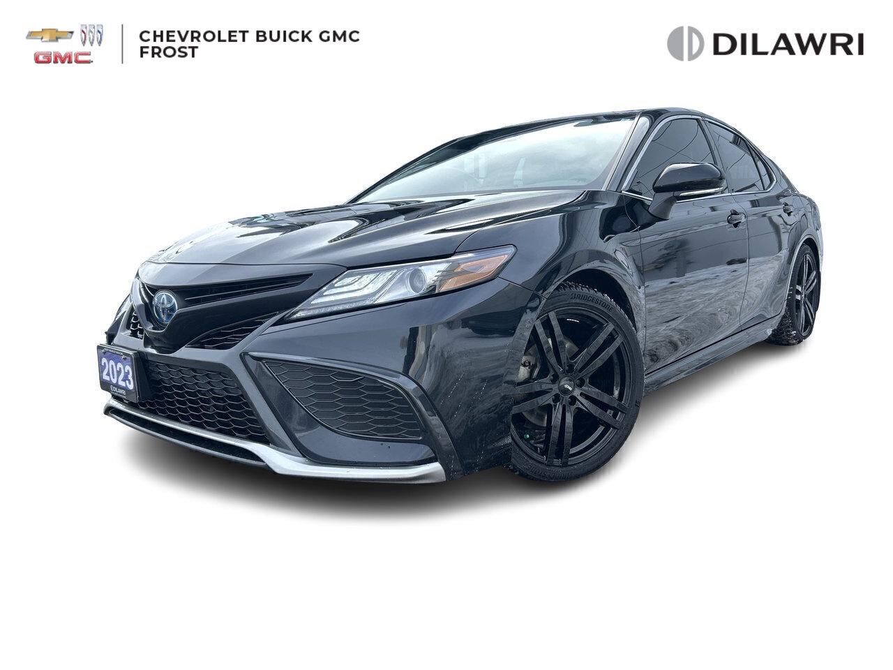 2023 Toyota Camry Hybrid XSE Low KM Winter Tire Package Sunroof Adap Photo