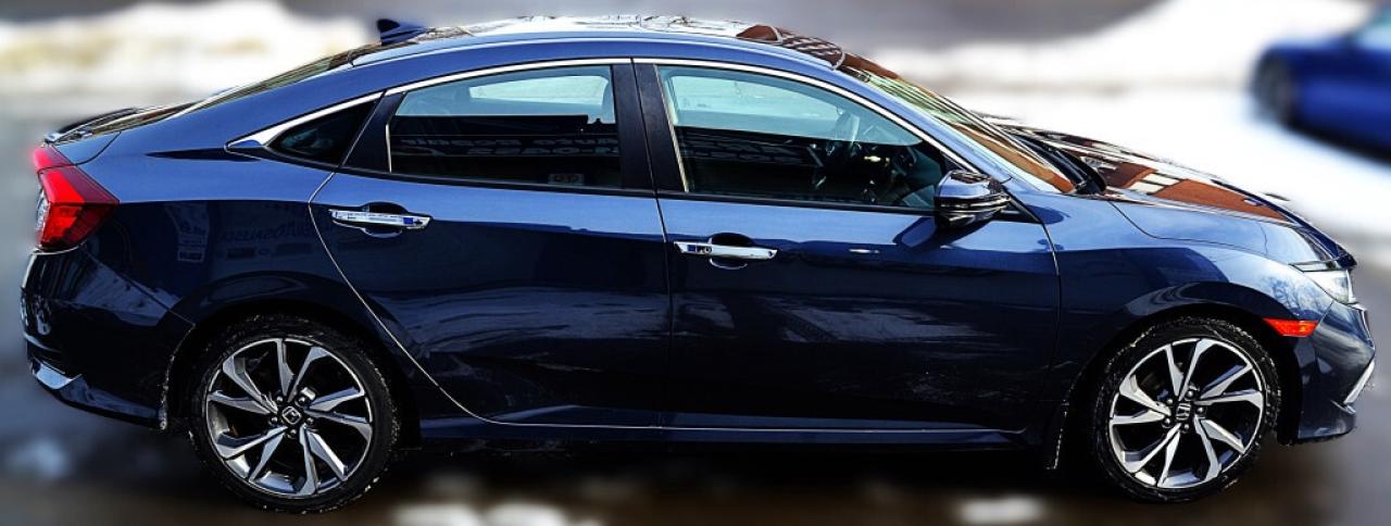 2020 Honda Civic Sedan CIVIC Automatic Touring CVT Photo