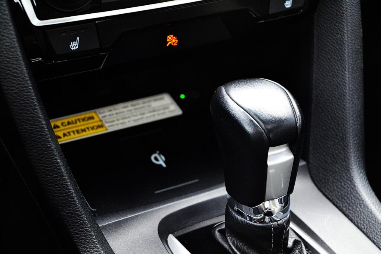 2020 Honda Civic Sedan CIVIC Automatic Touring CVT Photo