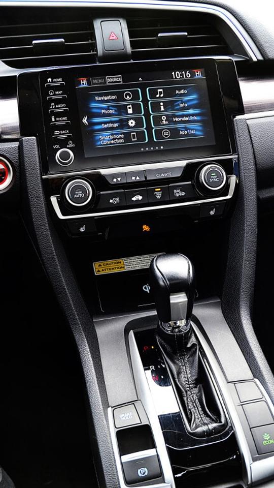 2020 Honda Civic Sedan CIVIC Automatic Touring CVT Photo