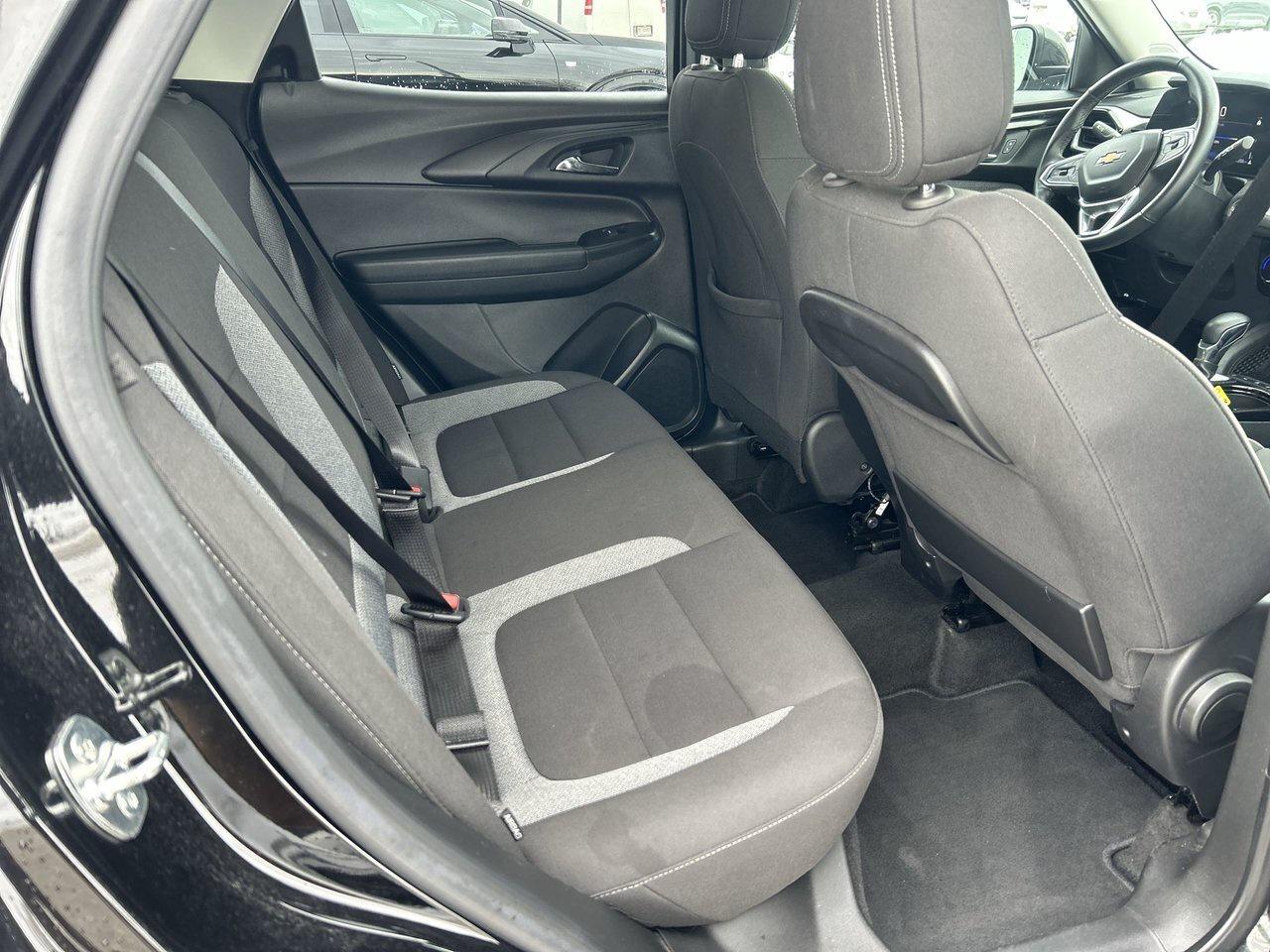 2024 Chevrolet TrailBlazer LT Low KM Alloy Wheels Blind-Spot Photo