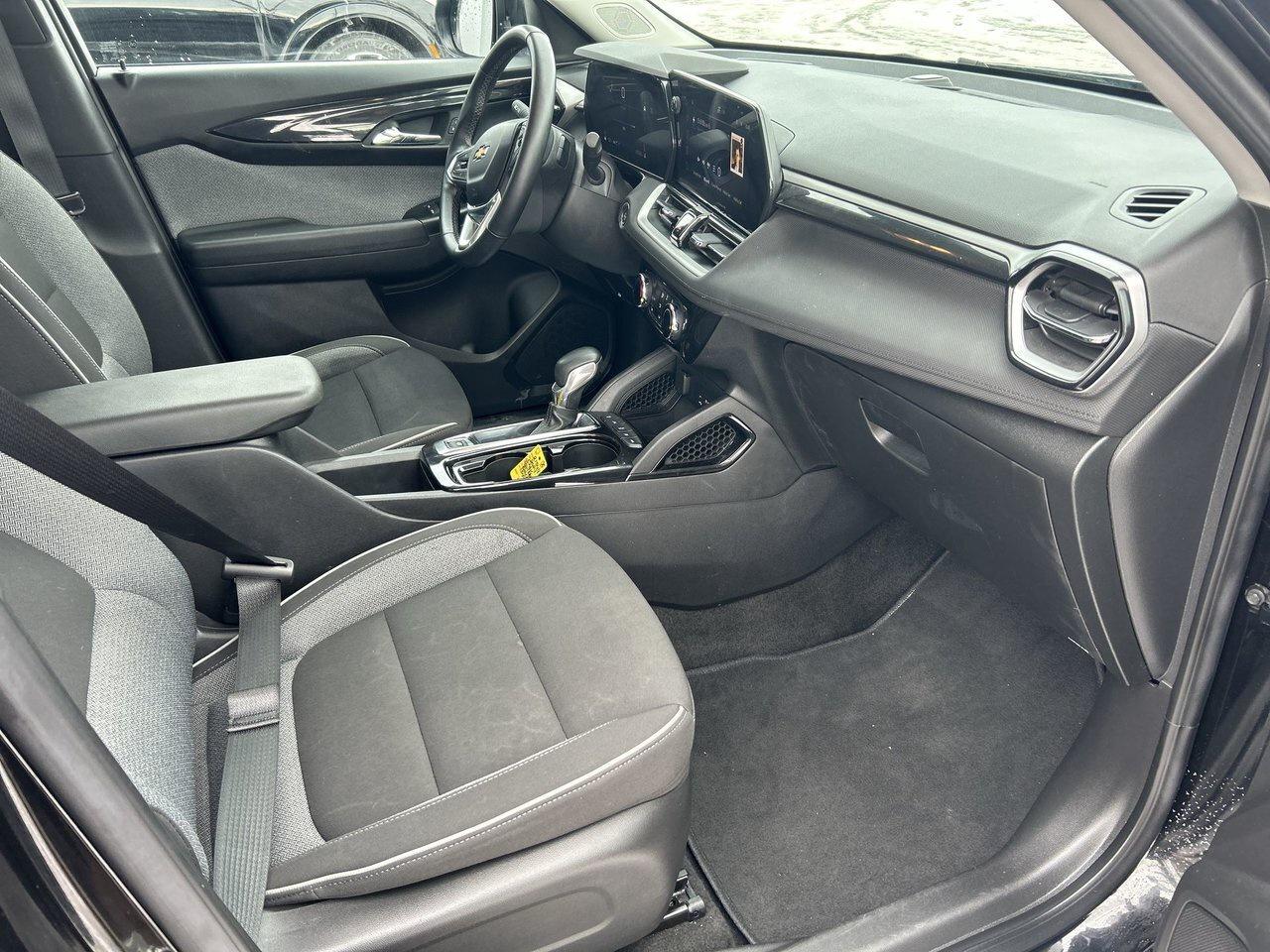 2024 Chevrolet TrailBlazer LT Low KM Alloy Wheels Blind-Spot Photo