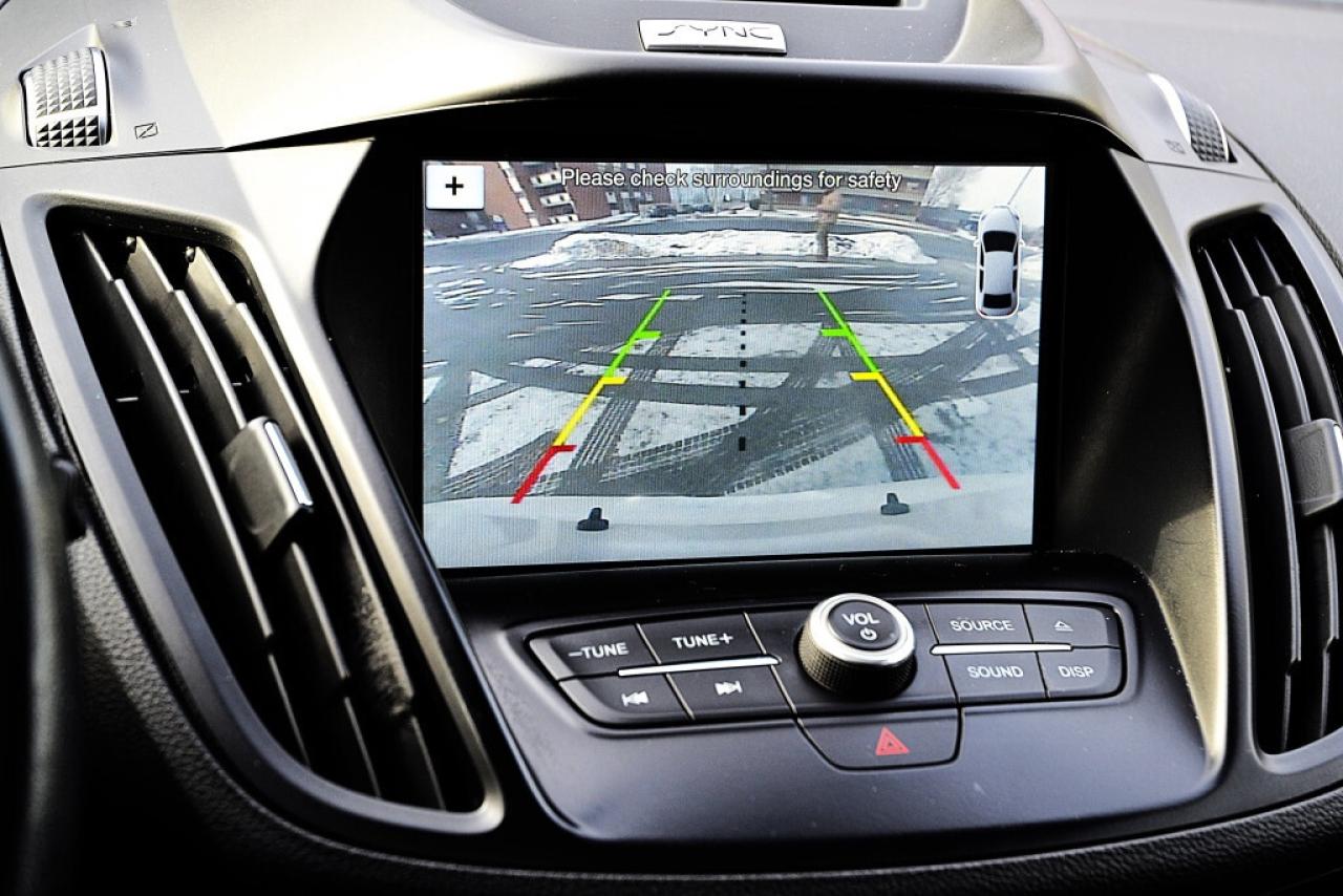 2017 Ford Escape SE 4dr 4x4 Automatic Photo