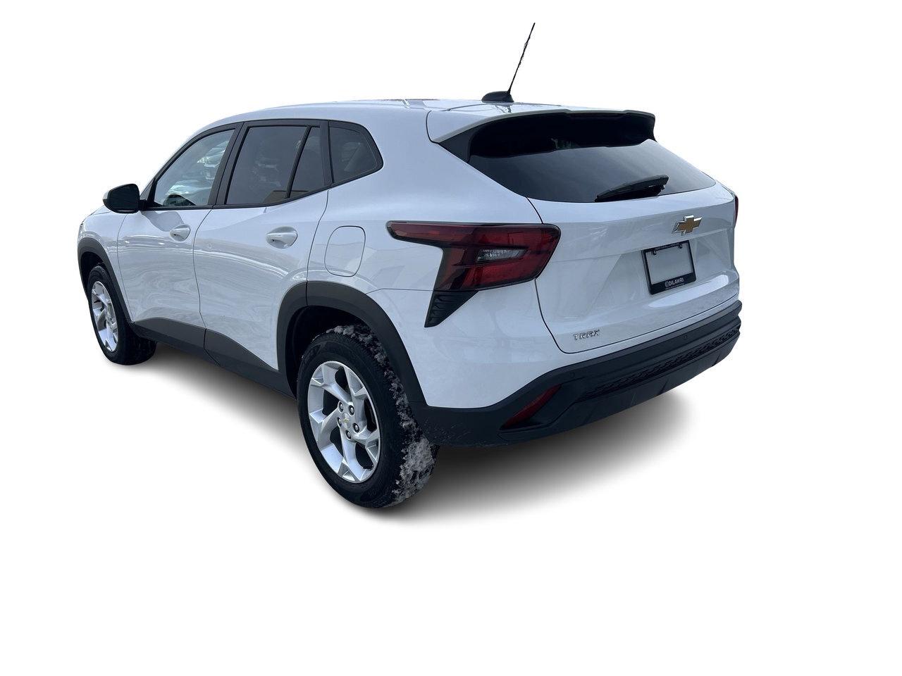 2024 Chevrolet Trax LS Clean CarFax New Tires Remote Start Blind-Spot Photo