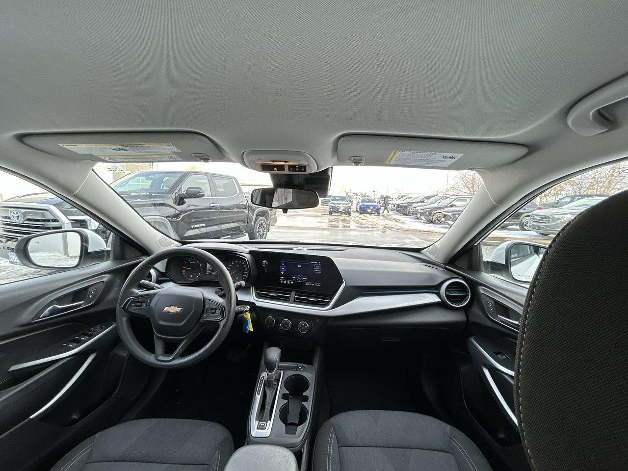 2024 Chevrolet Trax LS Clean CarFax New Tires Remote Start Blind-Spot Photo