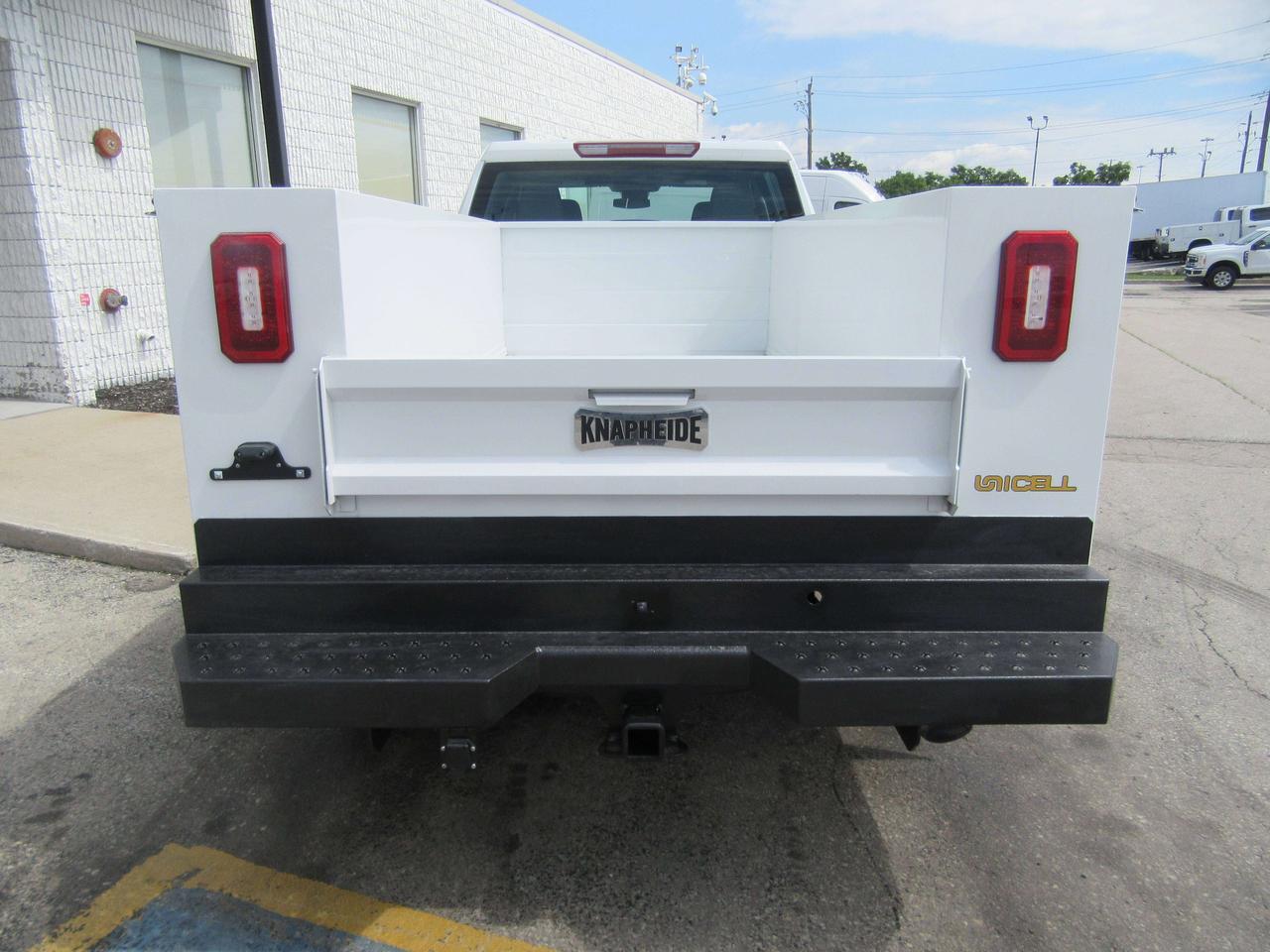 2025 Chevrolet ChevroletSilverado 4X4 CREW CAB  NEW SERVICE/UTILITY BODY Photo