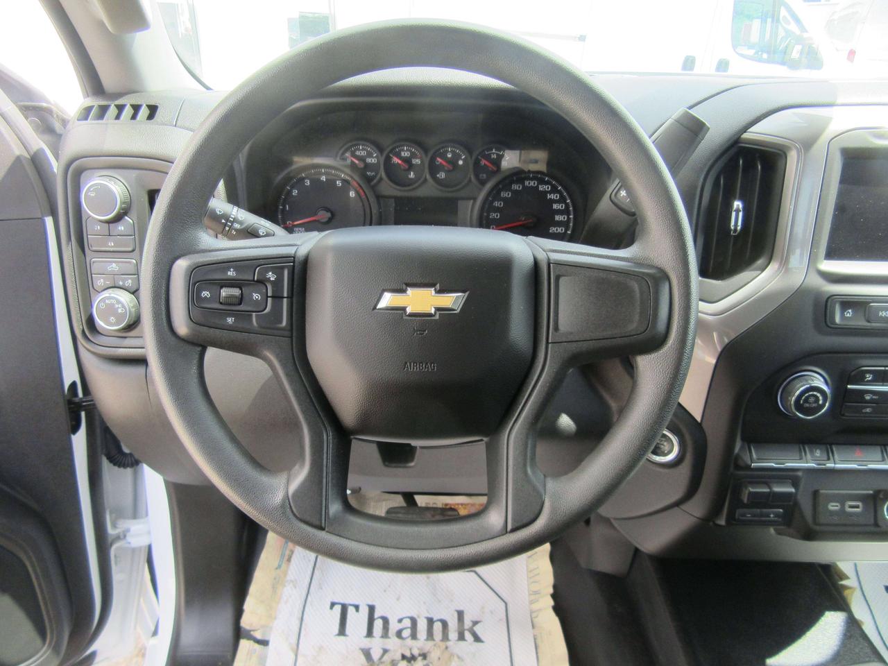 2025 Chevrolet ChevroletSilverado 4X4 CREW CAB  NEW SERVICE/UTILITY BODY Photo