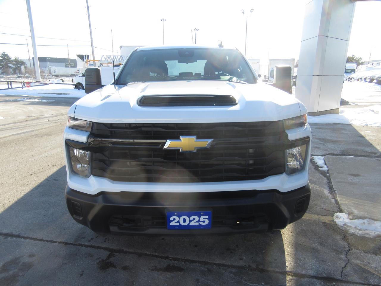 2025 Chevrolet SILVERADO 2500HD HD 4X4 CREW CAB 8FT LONG BOX Photo