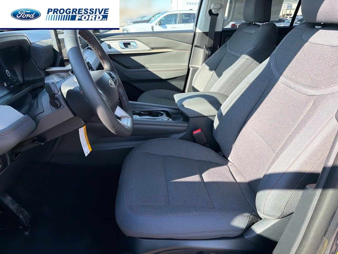 2026 Ford Explorer Active 4dr 4x4 Photo