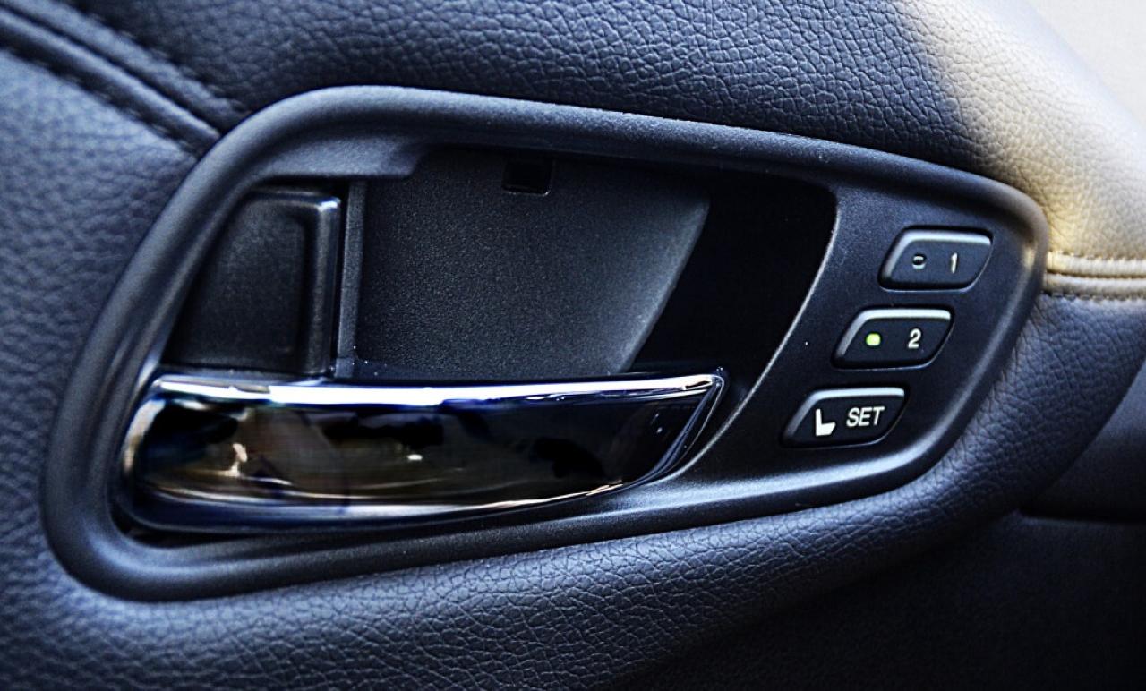 2016 Acura RDX TECH 4dr All-wheel Drive Automatic SUV Photo