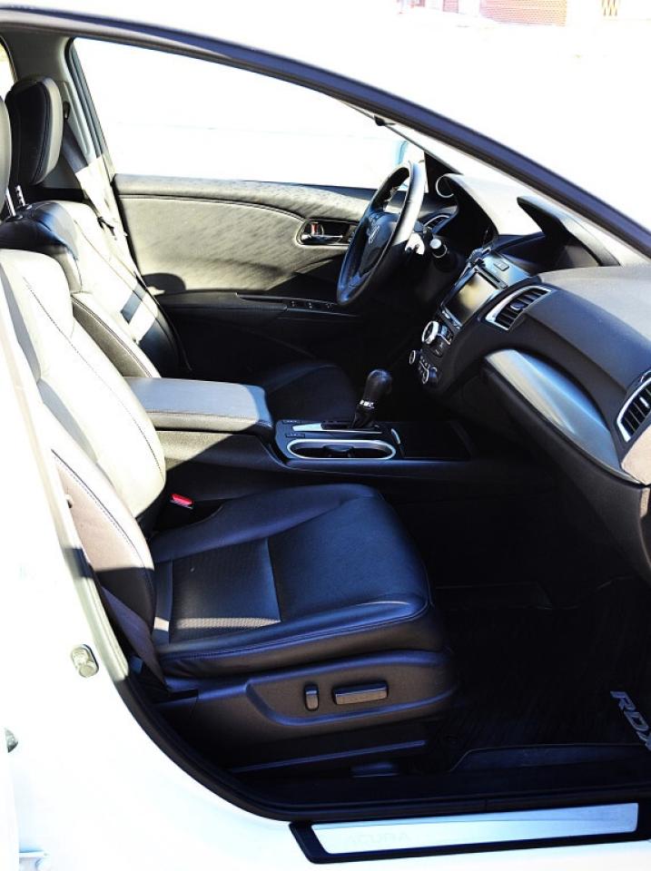 2016 Acura RDX TECH 4dr All-wheel Drive Automatic SUV Photo