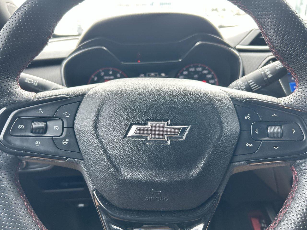 2023 Chevrolet TrailBlazer RS Low KM Lane Keeping Remote Start Photo