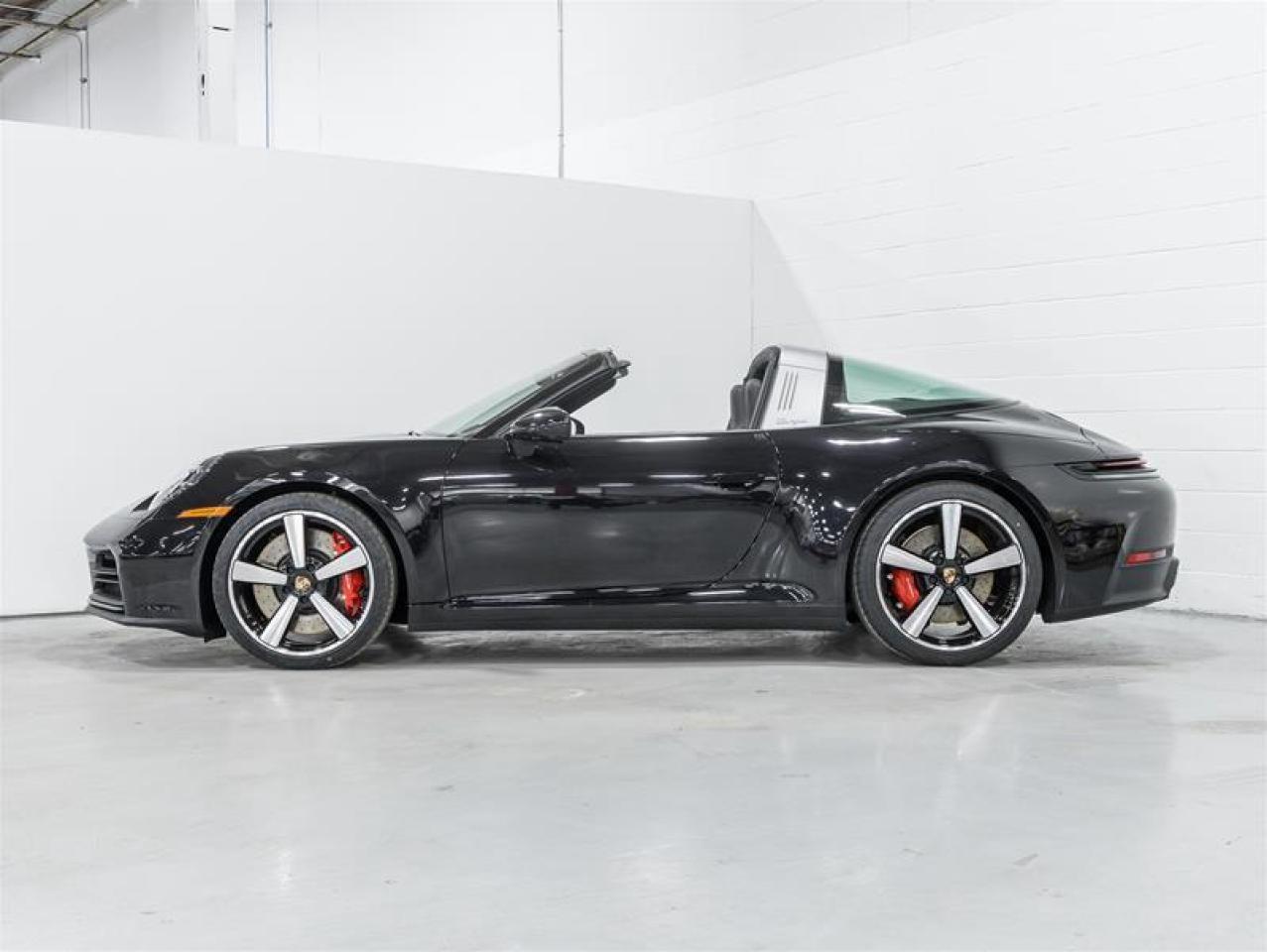 2026 Porsche 911  Photo3