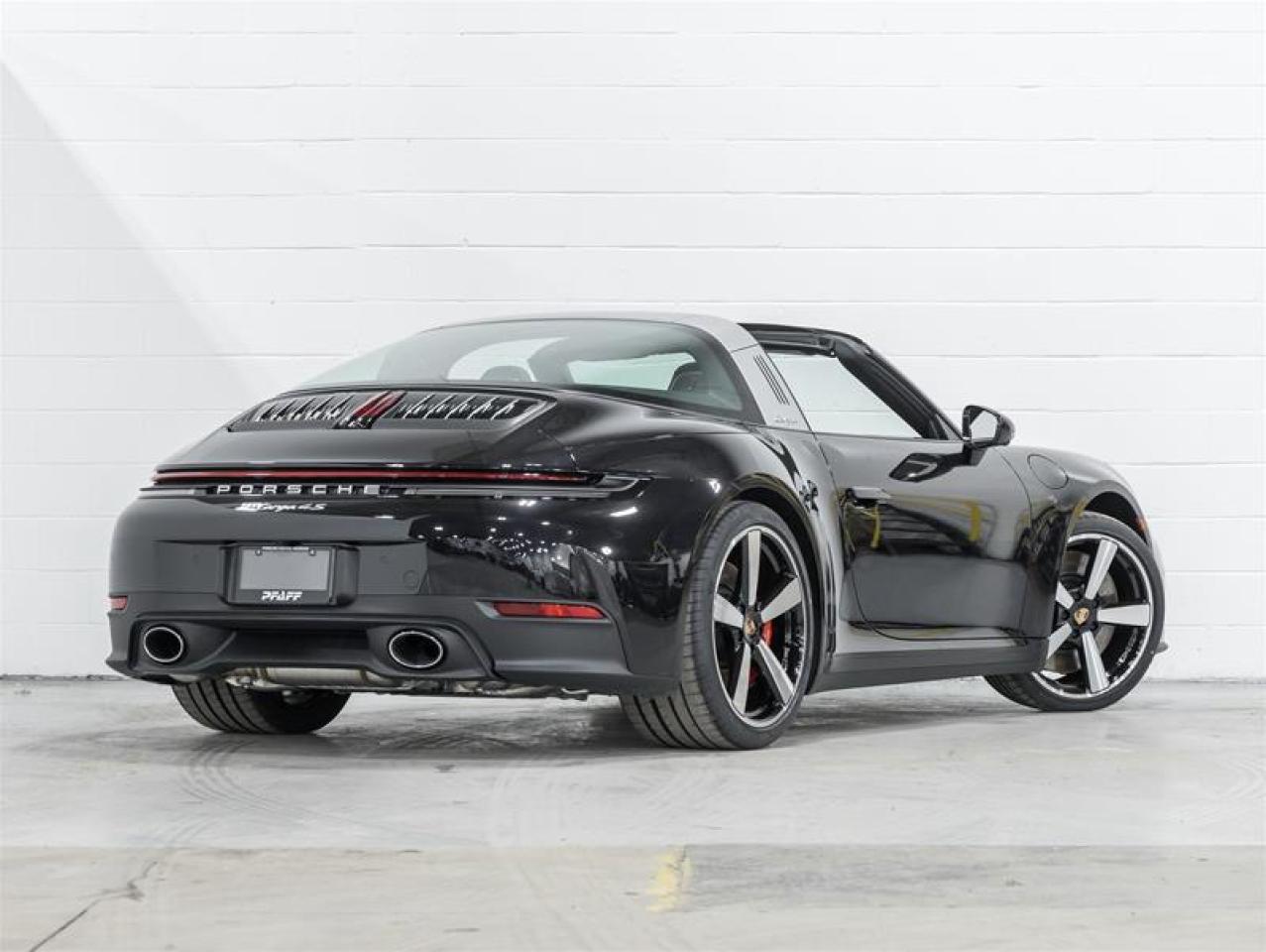 2026 Porsche 911  Photo