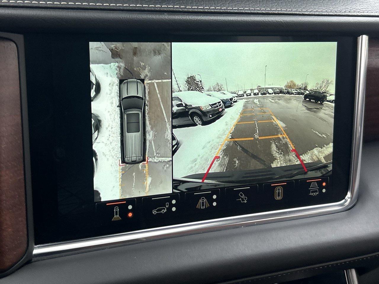 2024 GMC Yukon XL 4WD 4dr Denali Ultimate Low KM Rare Denali Ultimat Photo