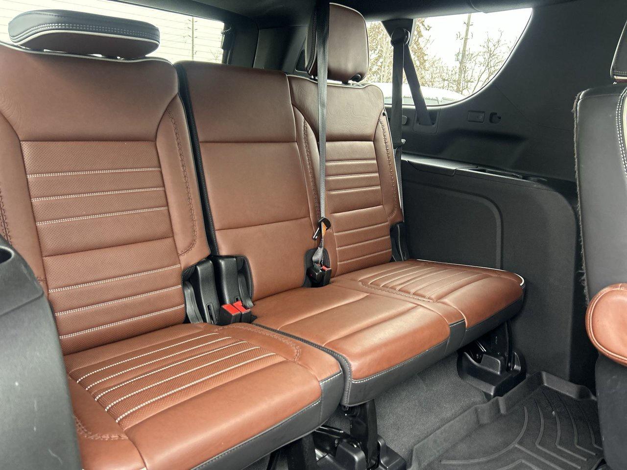 2024 GMC Yukon XL 4WD 4dr Denali Ultimate Low KM Rare Denali Ultimat Photo