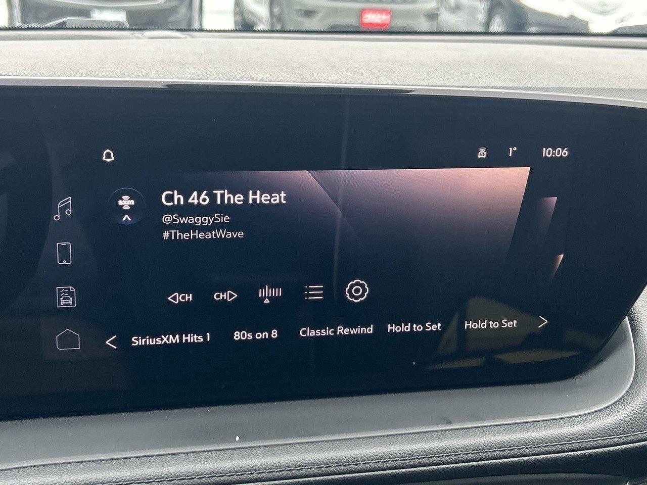 2024 Buick Encore GX Avenir Winter Tire Package Moonroof Adaptive Cruis Photo