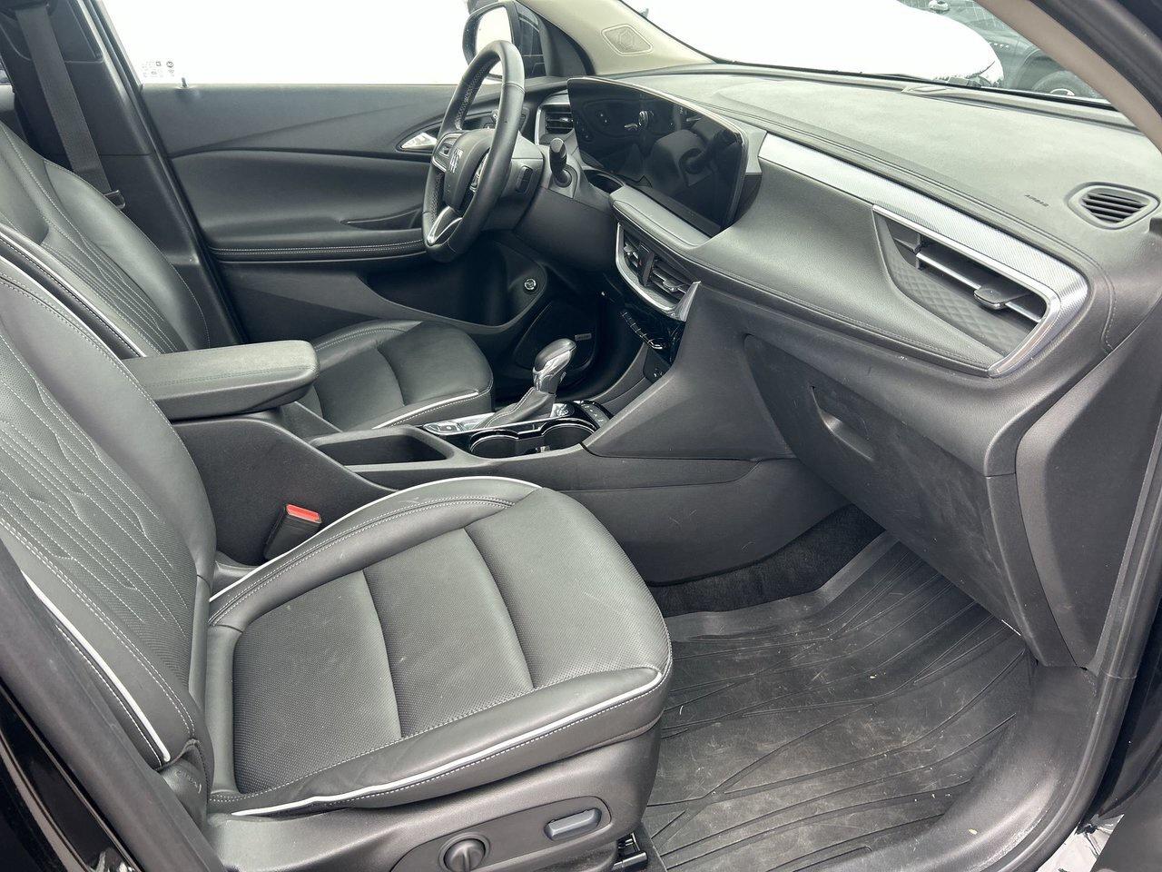 2024 Buick Encore GX Avenir Winter Tire Package Moonroof Adaptive Cruis Photo