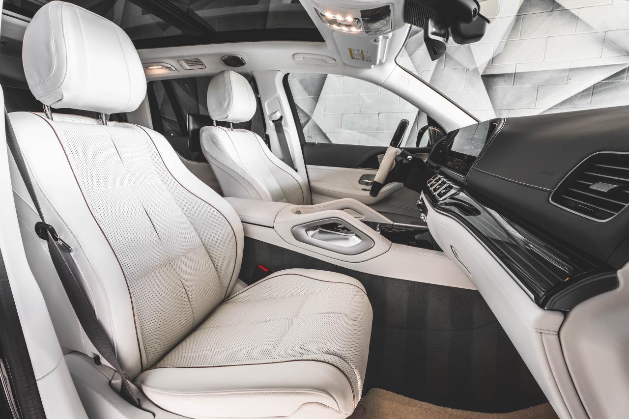 2023 Mercedes-Benz GLS Maybach GLS 600 4MATIC SUV Photo