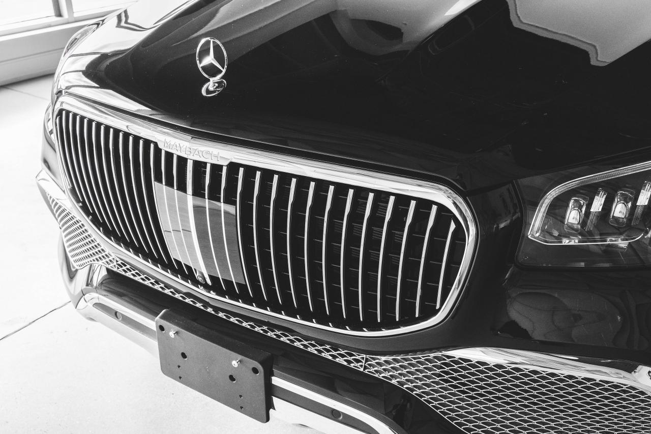 2023 Mercedes-Benz GLS Maybach GLS 600 4MATIC SUV Photo