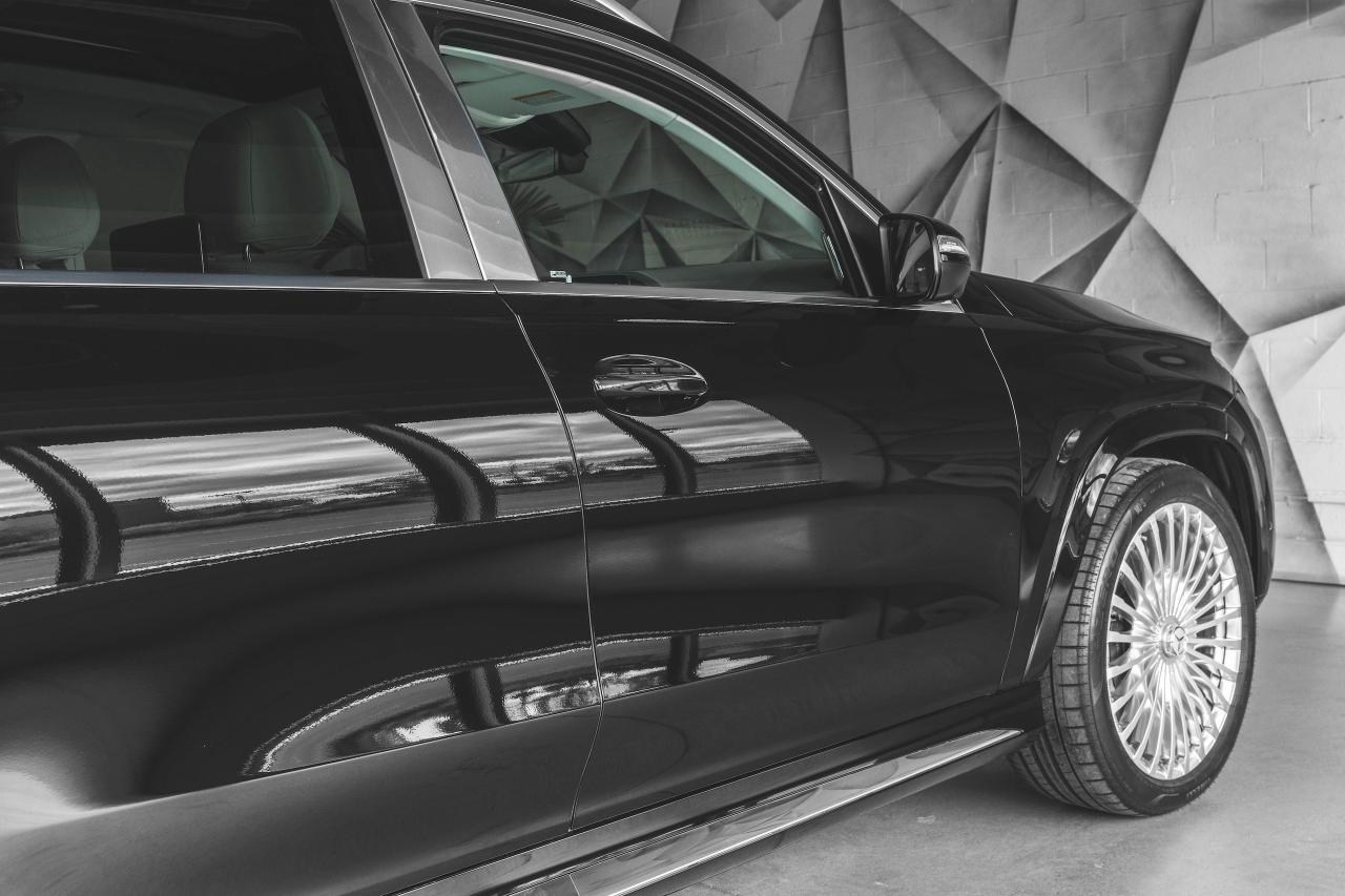 2023 Mercedes-Benz GLS Maybach GLS 600 4MATIC SUV Photo