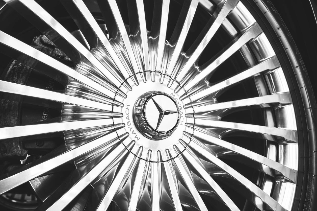 2023 Mercedes-Benz GLS Maybach GLS 600 4MATIC SUV Photo