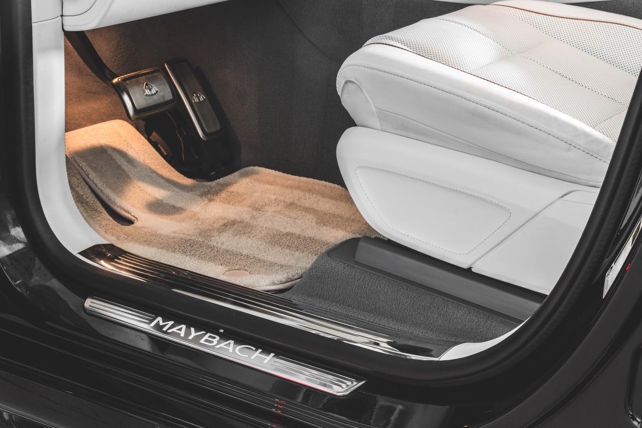 2023 Mercedes-Benz GLS Maybach GLS 600 4MATIC SUV Photo