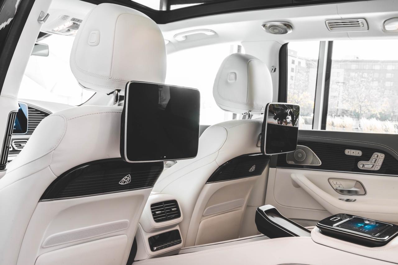 2023 Mercedes-Benz GLS Maybach GLS 600 4MATIC SUV Photo