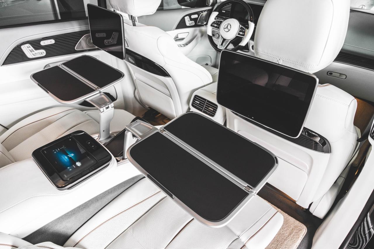 2023 Mercedes-Benz GLS Maybach GLS 600 4MATIC SUV Photo