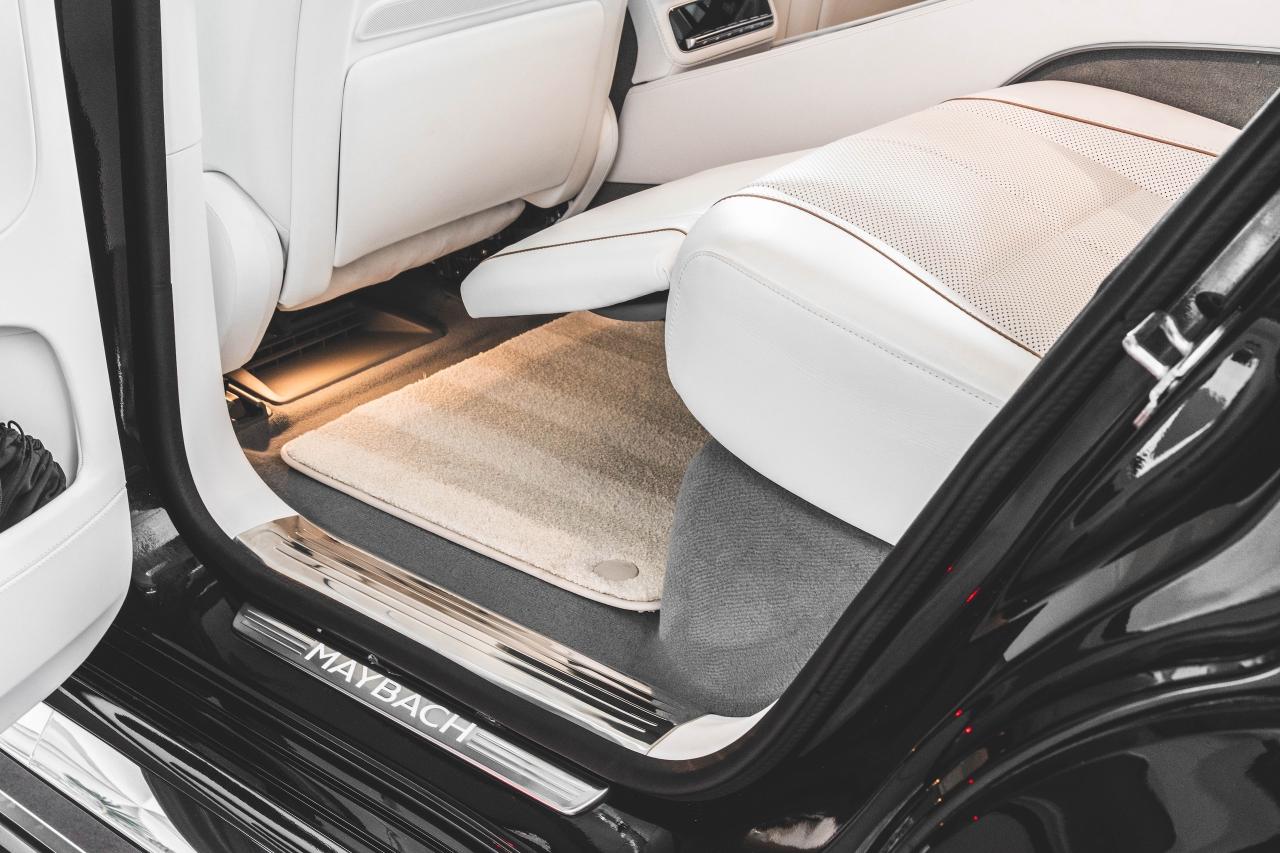 2023 Mercedes-Benz GLS Maybach GLS 600 4MATIC SUV Photo