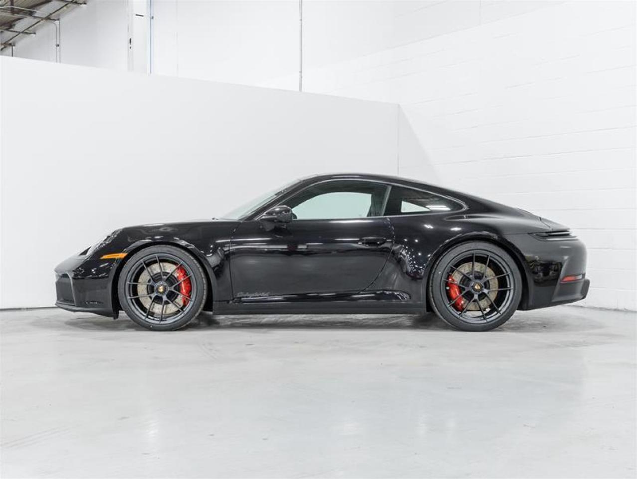 2026 Porsche 911  Photo3