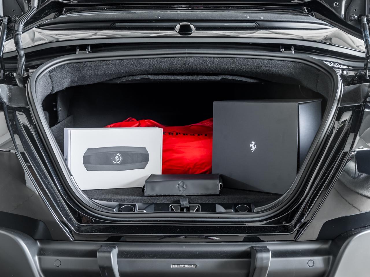 2026 Ferrari Roma Spider  Photo