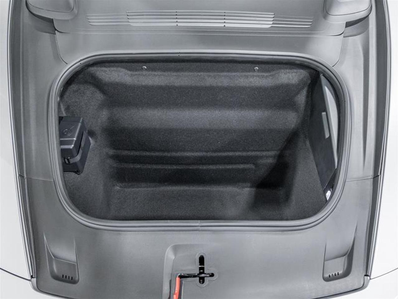2026 Porsche 911  Photo2