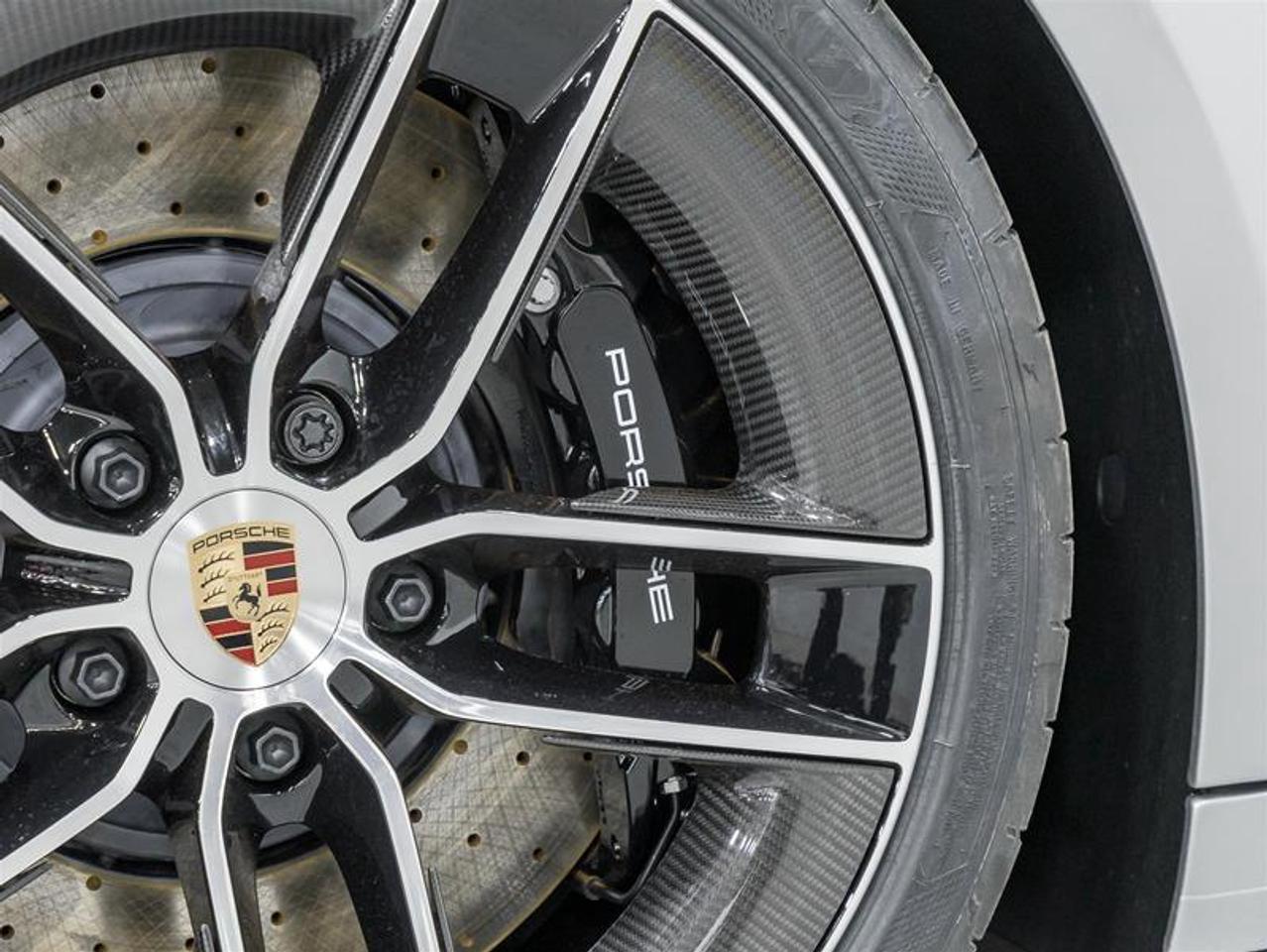 2026 Porsche 911  Photo