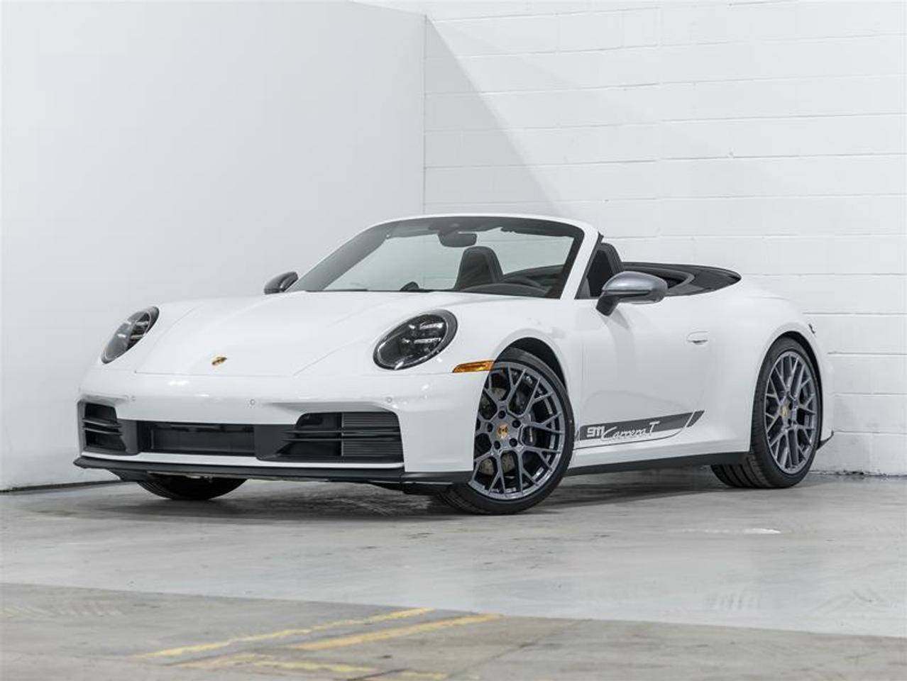 2026 Porsche 911  Photo0