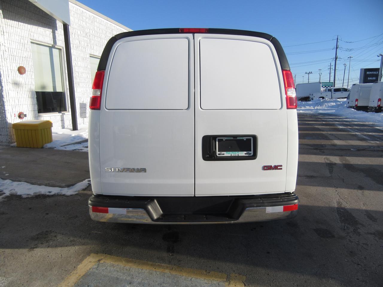 2020 GMC 3500 SAVANA WITH REEFER SYSTEM Photo