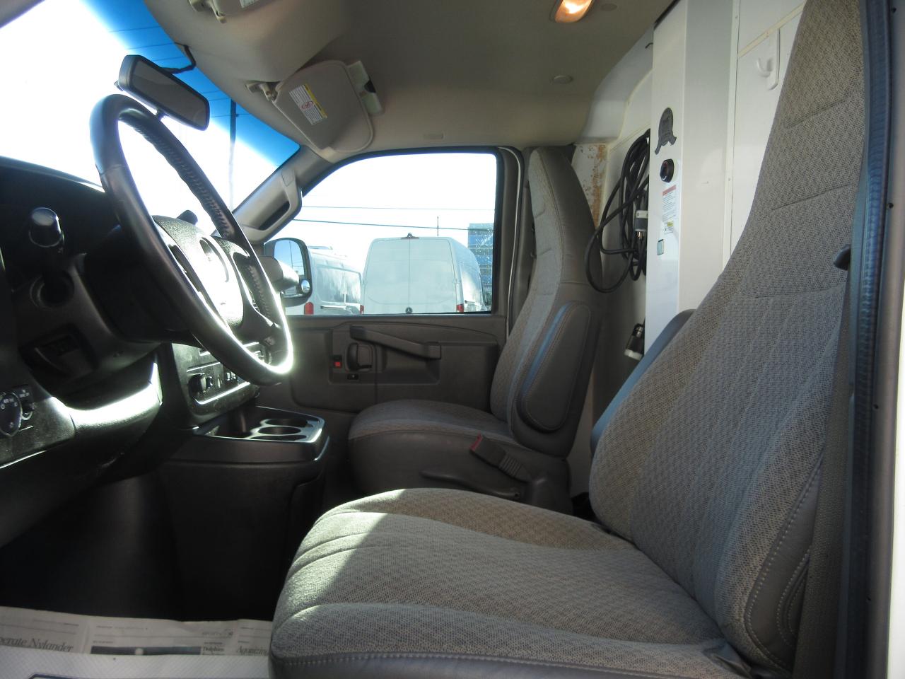 2020 GMC 3500 SAVANA WITH REEFER SYSTEM Photo