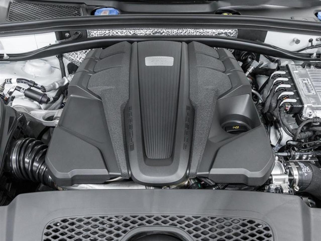 2026 Porsche Macan  Photo